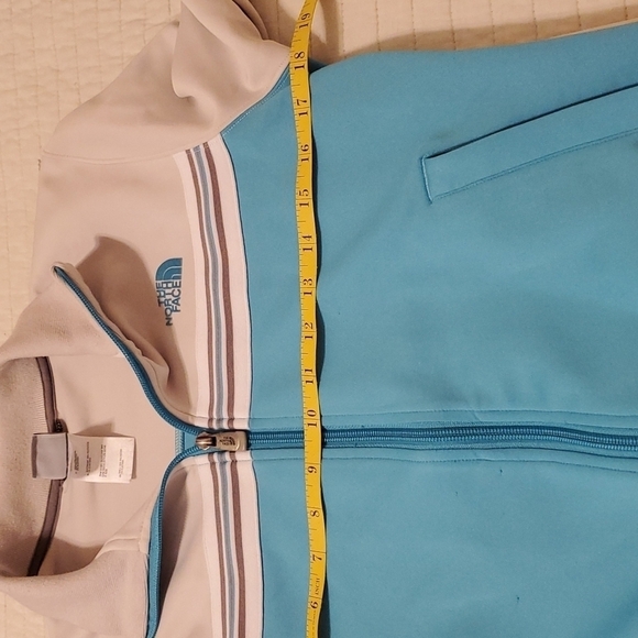 The North Face aqua & gray jacket size Medium - Picture 9 of 11